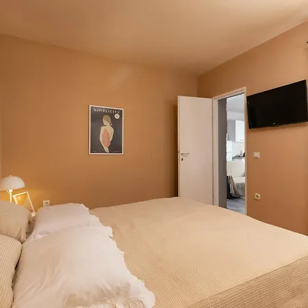 Apartman Casa Cerin *